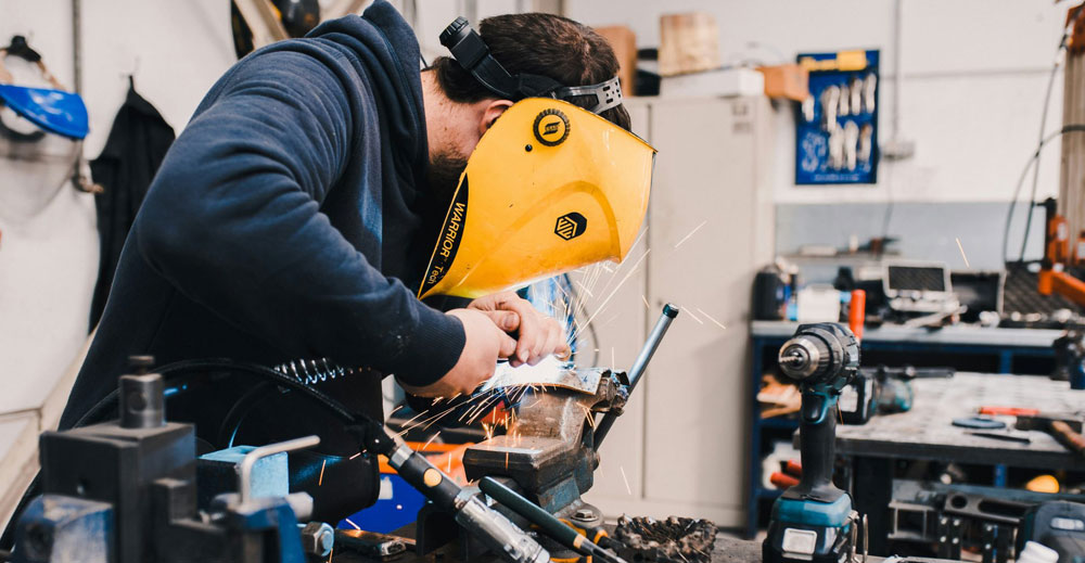 The difference between soft and hard tooling (Section 2)