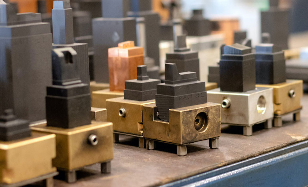 Single vs Multi Cavity Moulds (Section 2)